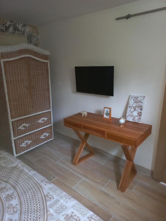Le Clos Des Lauriers Carcassonne Esterno foto